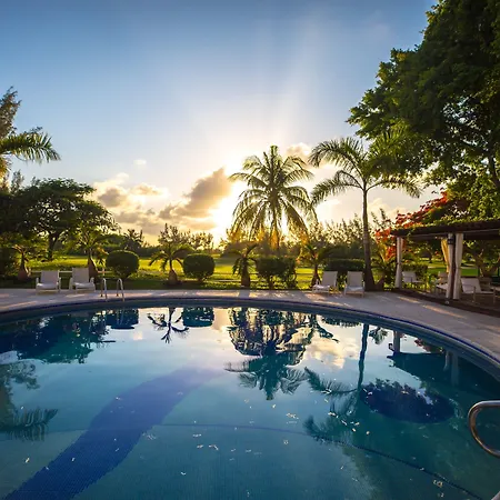 Las Gaviotas Hotel & Suites-3